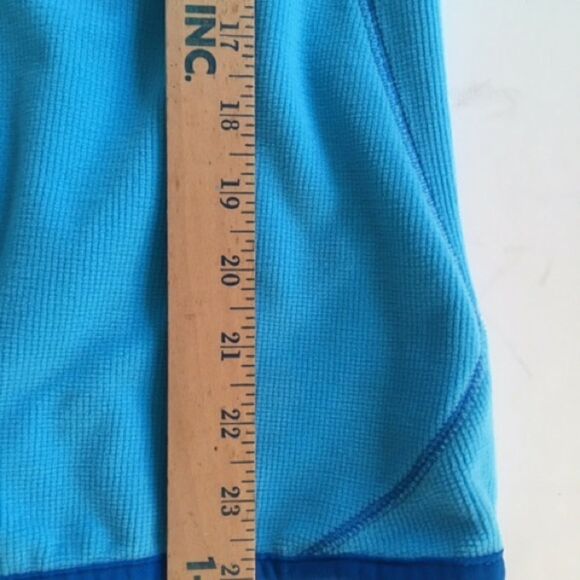 Stylish Women's Blue Athletic Omni-Wick COLUMBIA Pullover Half-Zip - Picture 7 of 8